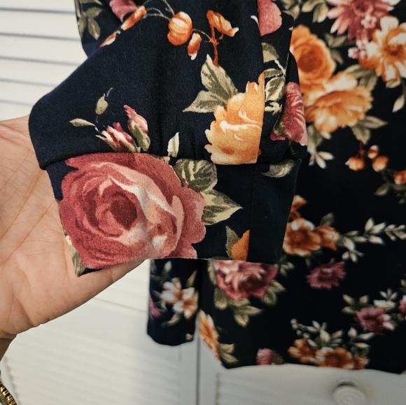 Acting Pro top NWT - Picture 4 of 8